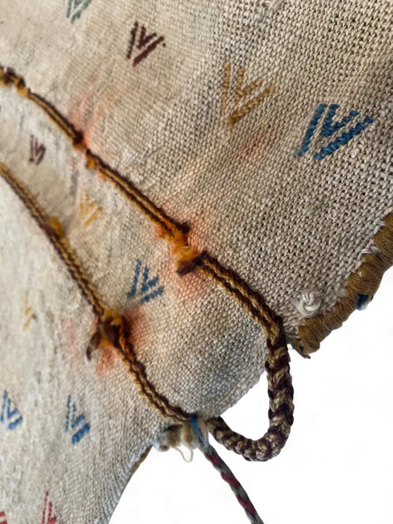 Bag – wool, - supplementary weft - double faced - white ground - rhomboid lattice repeat. 114 x 61.5cm Image 1++